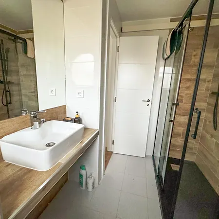 アパート Almar Albir